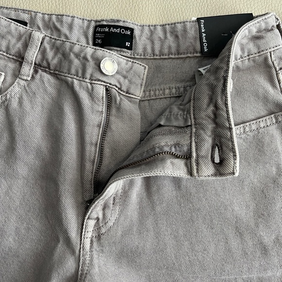 NWT - Frank & Oak Women’s The Courtney Loose Fit Denim Short - Size 26 - Picture 5 of 9
